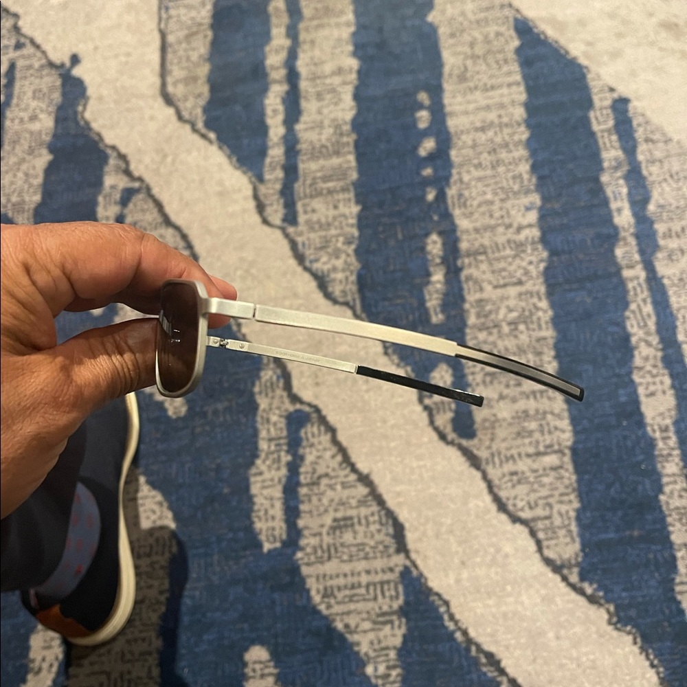 Sunglasses - Picture 5 of 7